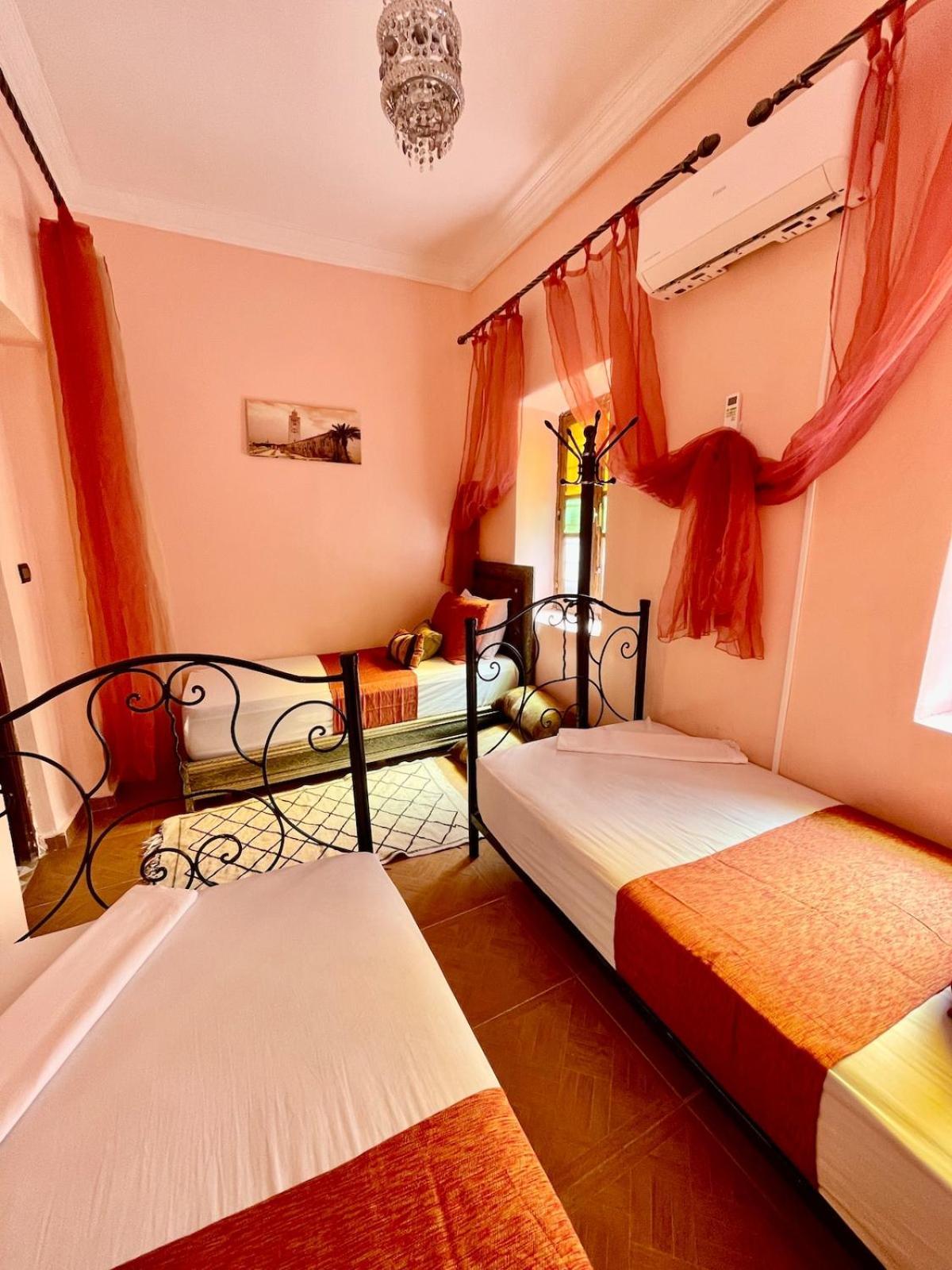 Sherifa House Marrakesh Eksteriør bilde
