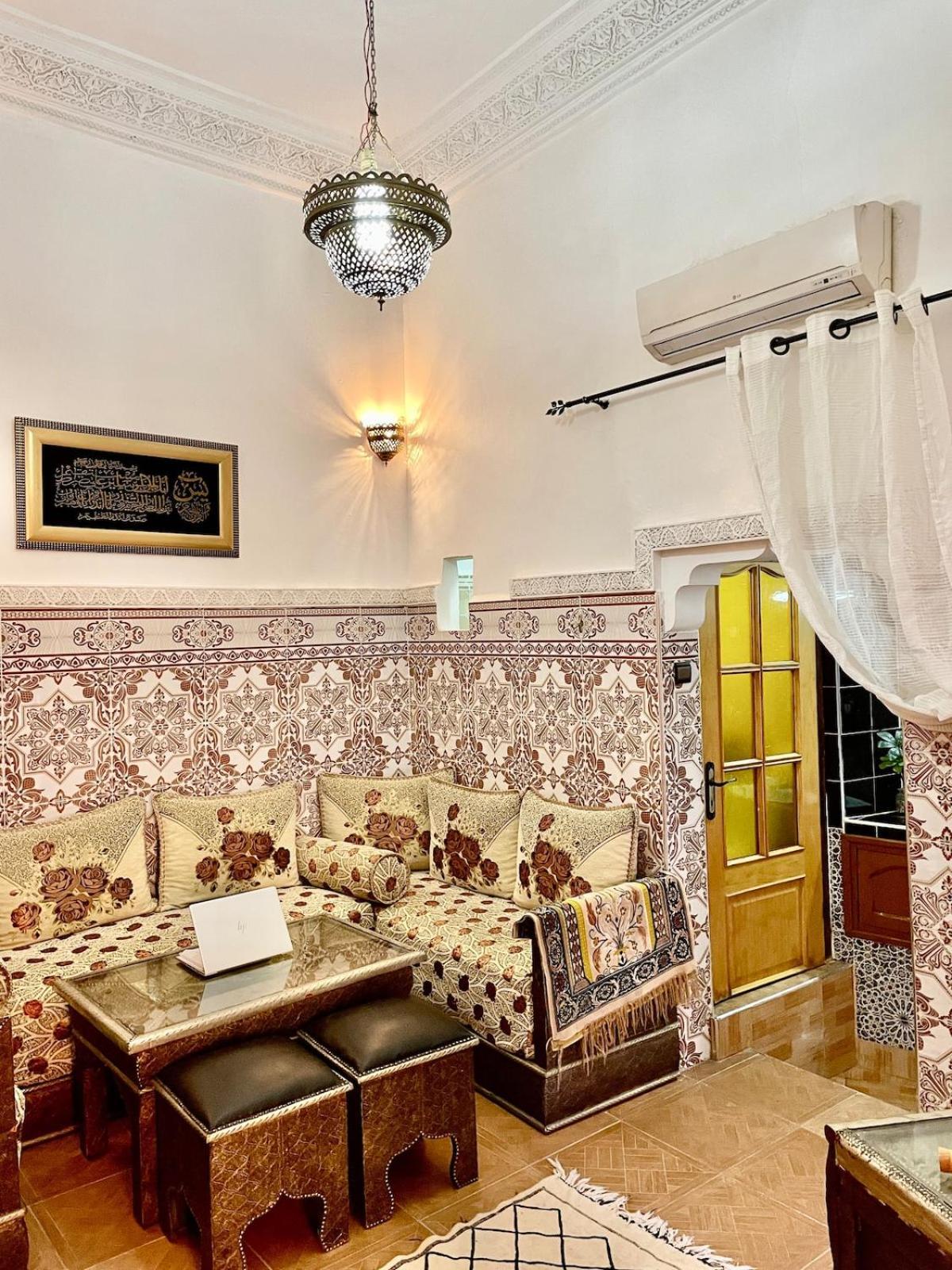 Sherifa House Marrakesh Eksteriør bilde
